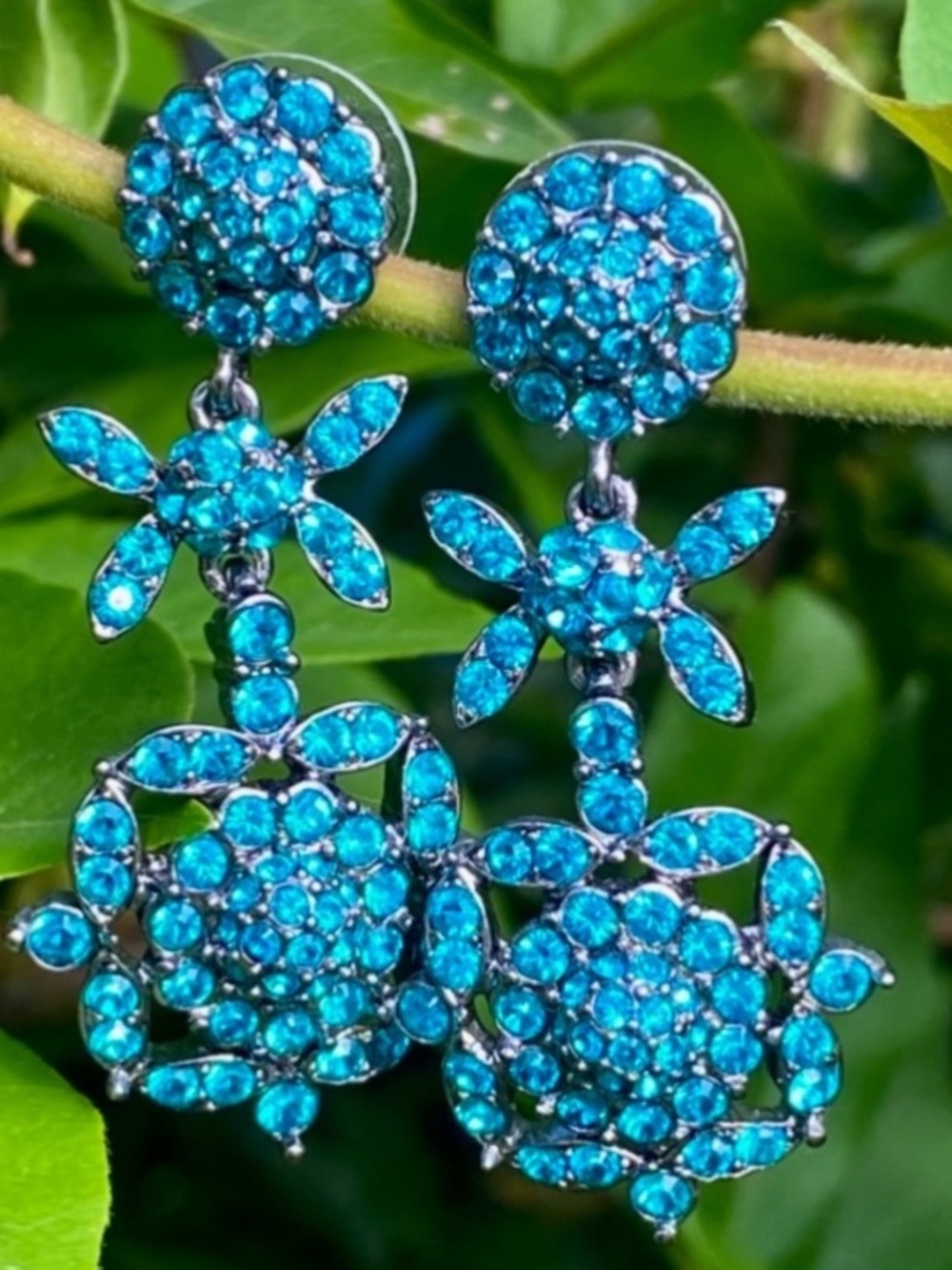 JOAN RIVERS TEAL CRYSTAL FLORAL DREAM PIERCED EARRINGS